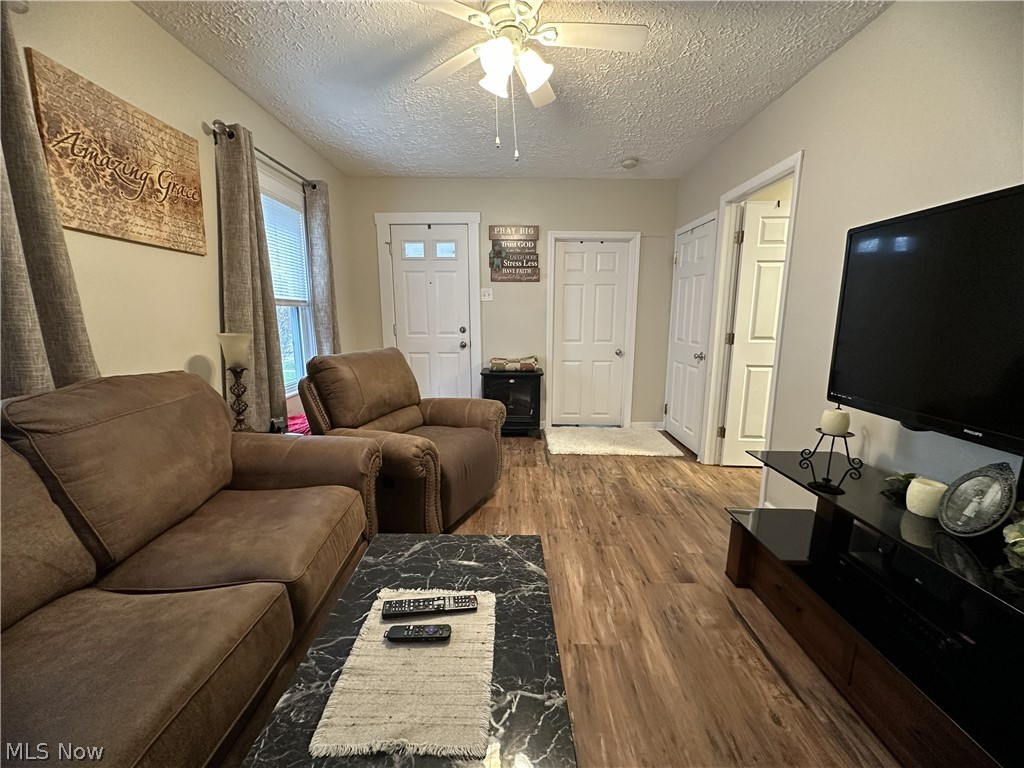 93 W 5th Avenue Berea OH 44017