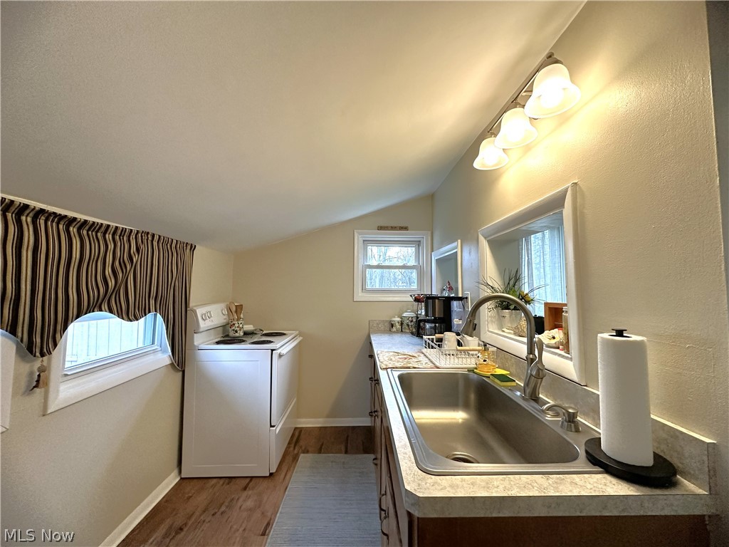 93 W 5th Avenue Berea OH 44017