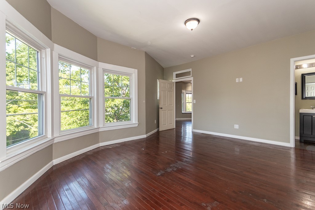 15416 Saranac Road Cleveland OH 44110