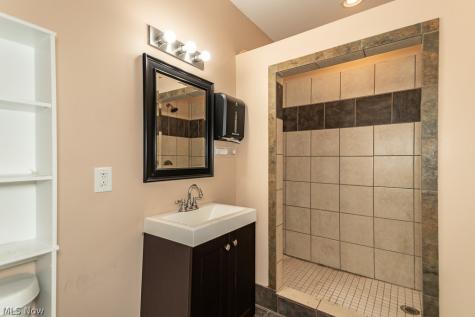 15416 Saranac Road Cleveland OH 44110