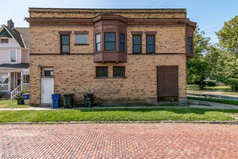 15416 Saranac Road Cleveland OH 44110