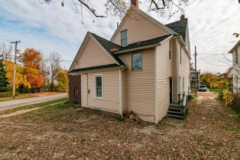 15416 Saranac Road Cleveland OH 44110