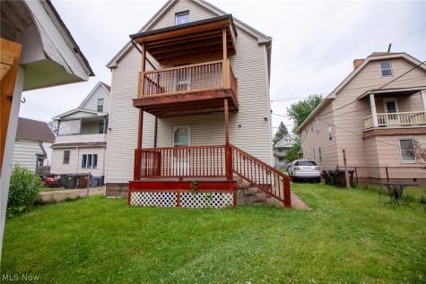 4028 E 53rd Street Newburgh Heights OH 44105