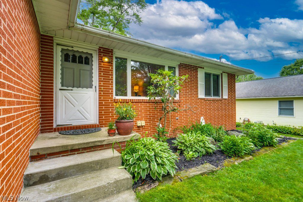 4748-4752 Sunnyside Drive Stow OH 44224