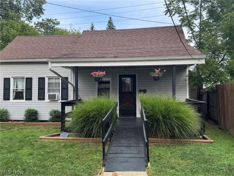 2149 W 106th Street Cleveland OH 44102
