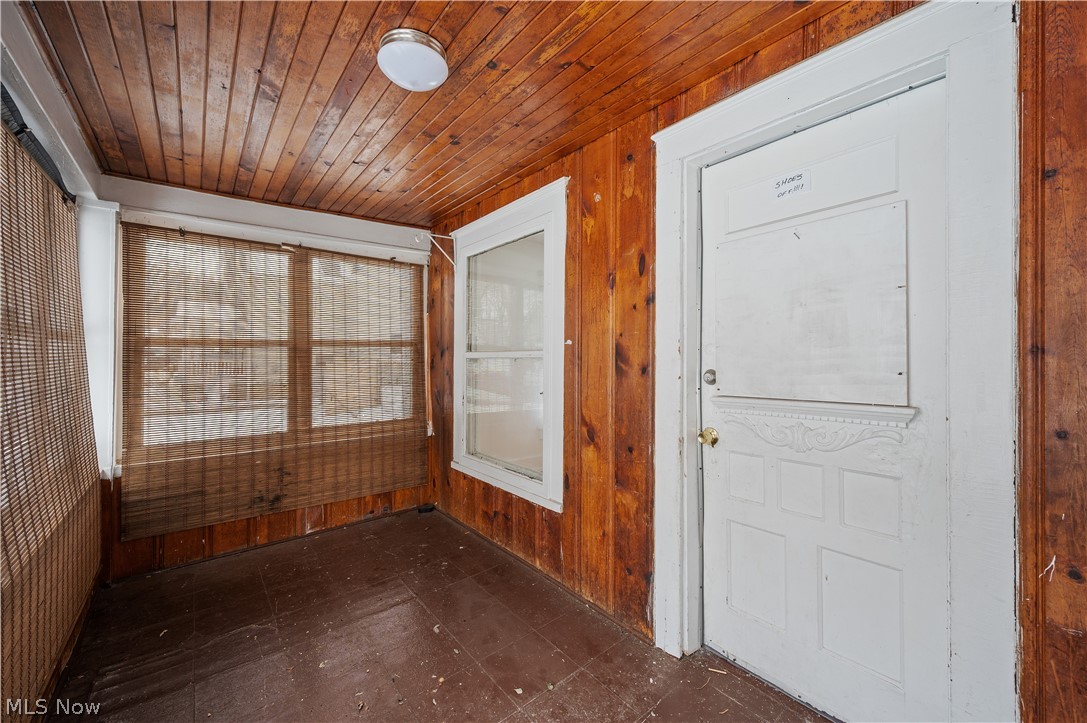 434 Matthews Street Akron OH 44306