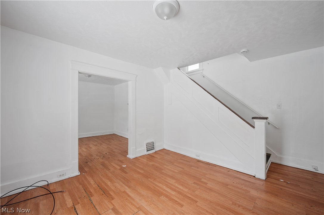 434 Matthews Street Akron OH 44306