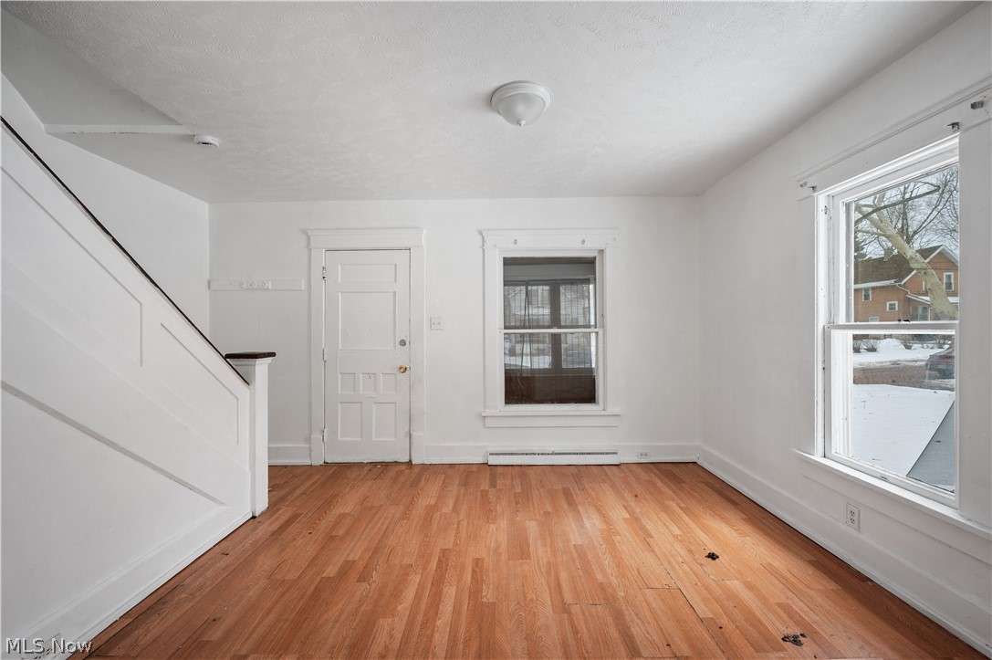 434 Matthews Street Akron OH 44306