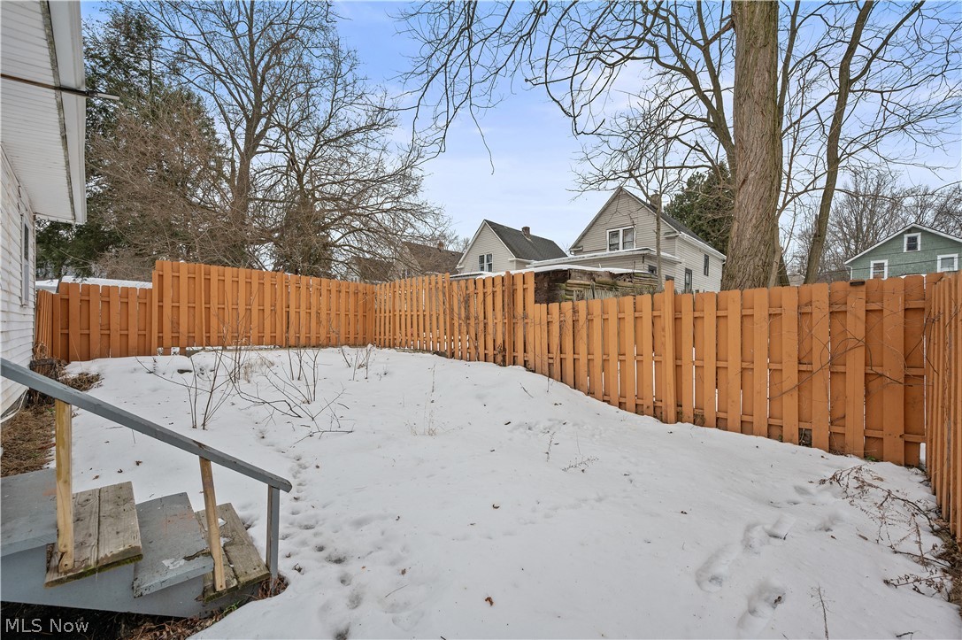 434 Matthews Street Akron OH 44306