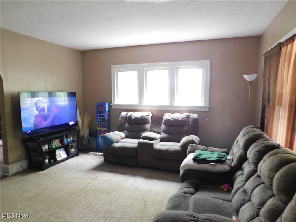 3175 E Derbyshire Drive Cleveland Heights OH 44118