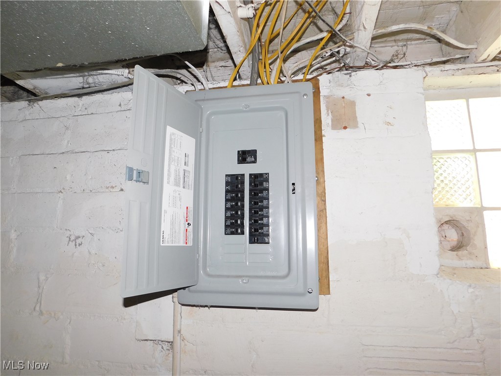 3175 E Derbyshire Drive Cleveland Heights OH 44118