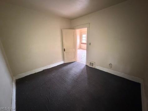 9415 Steinway Avenue Cleveland OH 44104