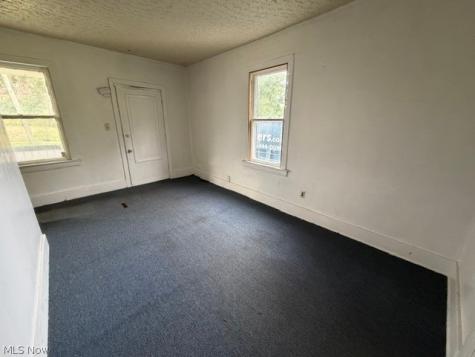9415 Steinway Avenue Cleveland OH 44104