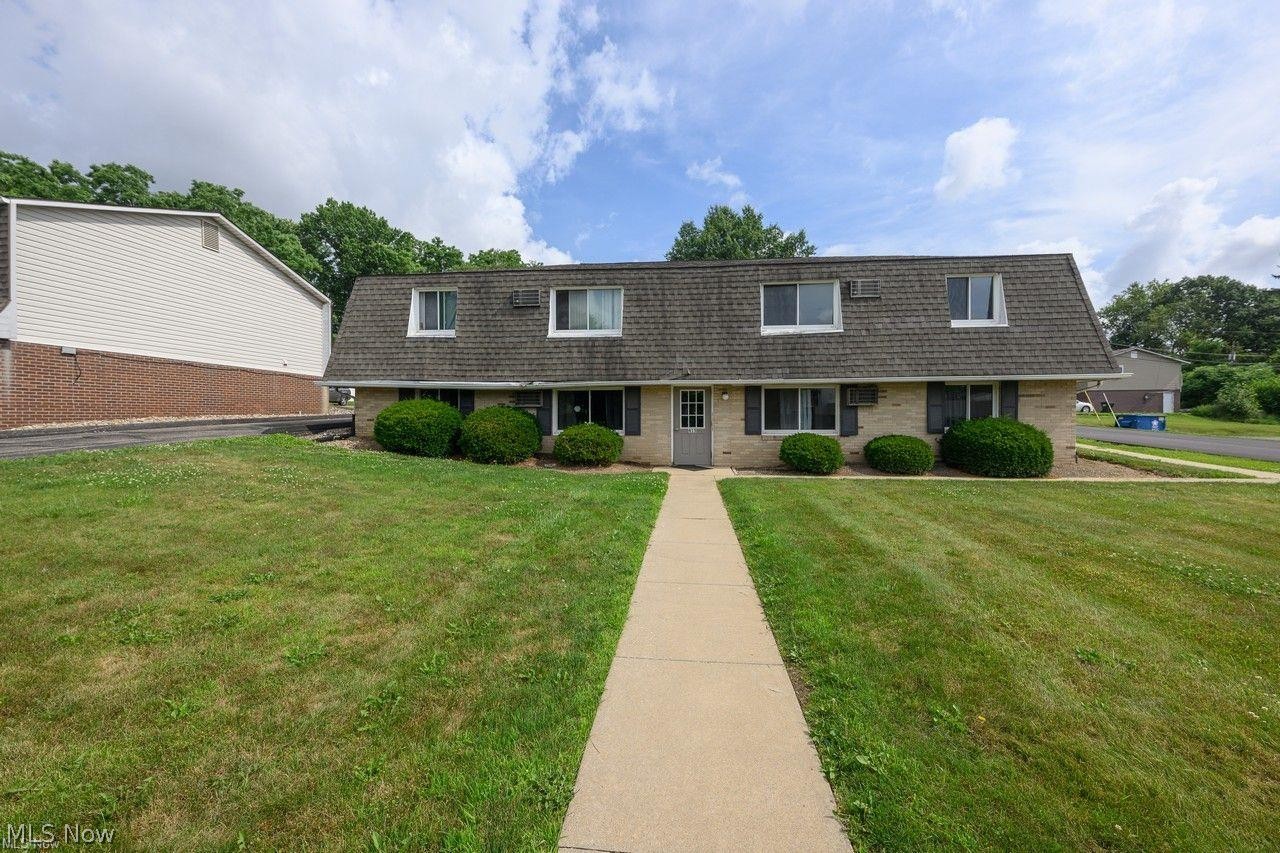 415 W Noble Street East Canton OH 44730
