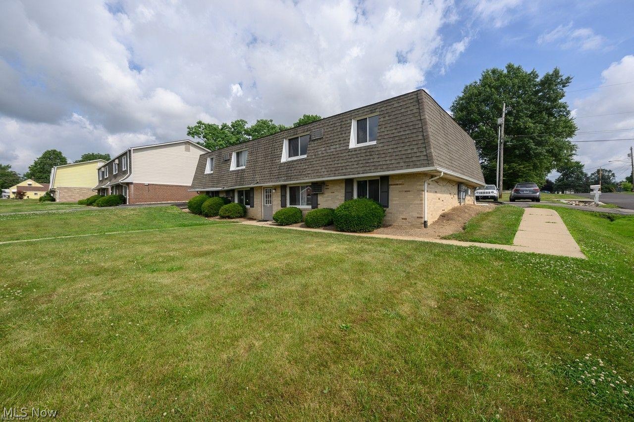 415 W Noble Street East Canton OH 44730