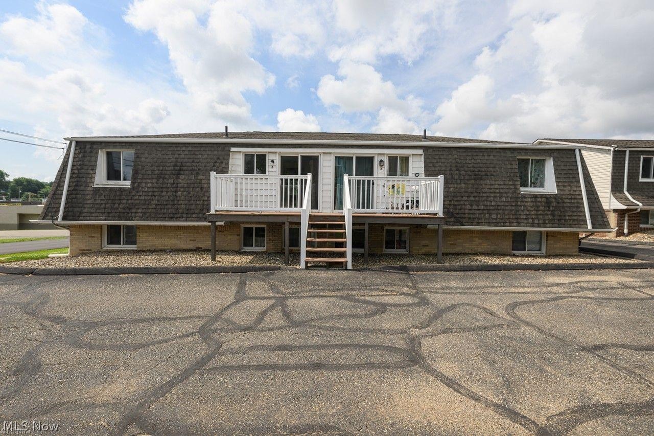 415 W Noble Street East Canton OH 44730