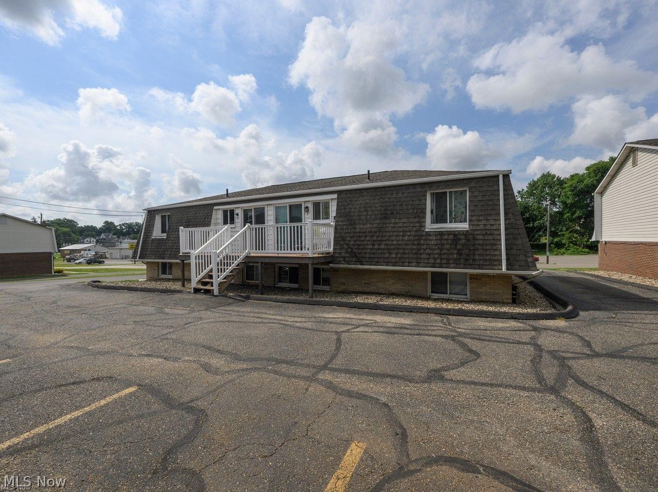 415 W Noble Street East Canton OH 44730
