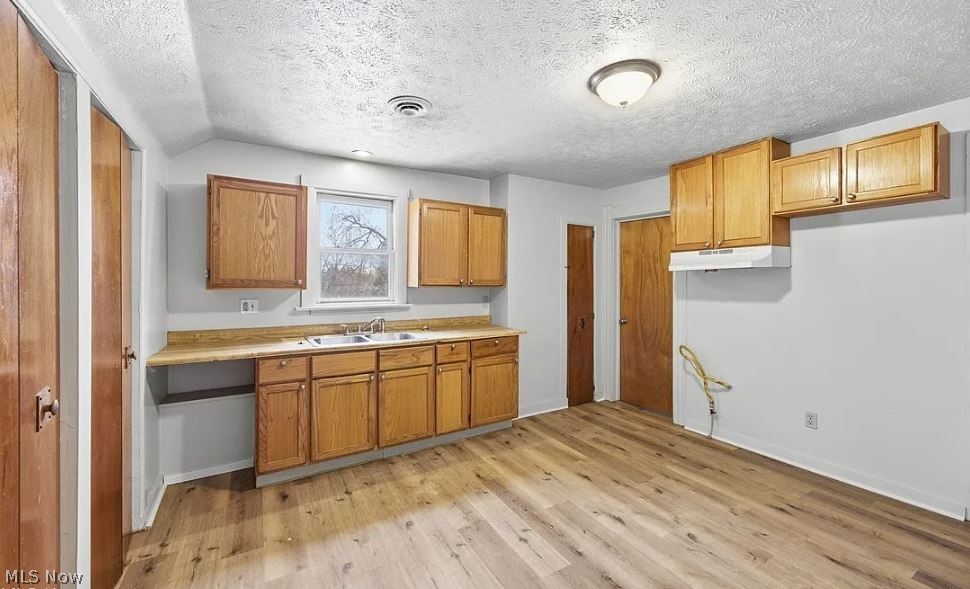 7107 Hague Avenue Cleveland OH 44102