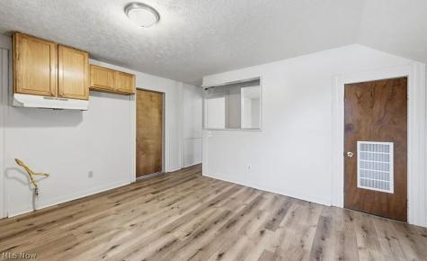 7107 Hague Avenue Cleveland OH 44102