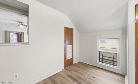 7107 Hague Avenue Cleveland OH 44102