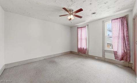 7107 Hague Avenue Cleveland OH 44102