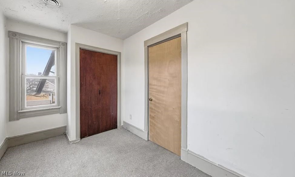 7107 Hague Avenue Cleveland OH 44102