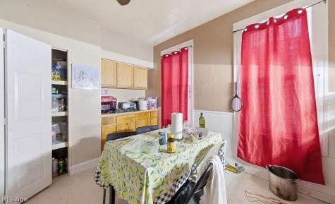 7107 Hague Avenue Cleveland OH 44102