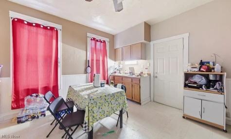 7107 Hague Avenue Cleveland OH 44102