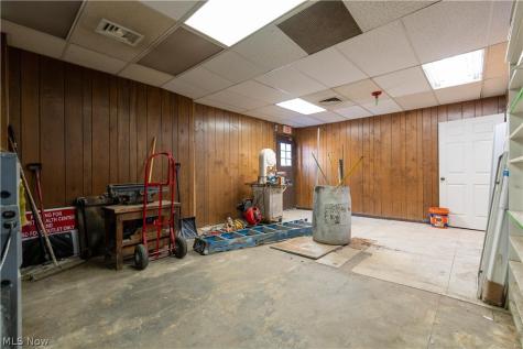 105/107/109 E Ohio Avenue Sebring OH 44672