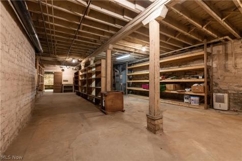 105/107/109 E Ohio Avenue Sebring OH 44672