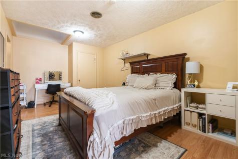 105/107/109 E Ohio Avenue Sebring OH 44672