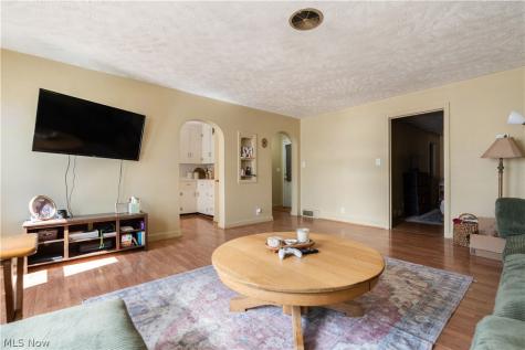 105/107/109 E Ohio Avenue Sebring OH 44672