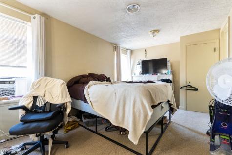 105/107/109 E Ohio Avenue Sebring OH 44672
