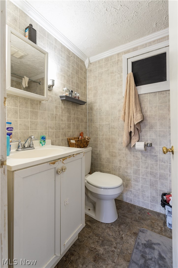 105/107/109 E Ohio Avenue Sebring OH 44672