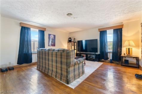 105/107/109 E Ohio Avenue Sebring OH 44672