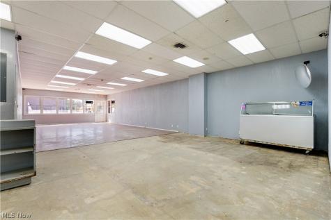 105/107/109 E Ohio Avenue Sebring OH 44672