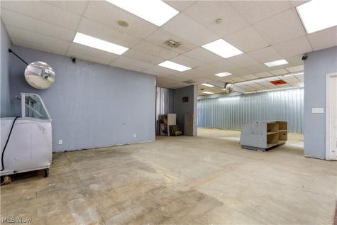 105/107/109 E Ohio Avenue Sebring OH 44672