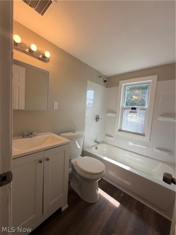 381 E 152nd Street Cleveland OH 44110