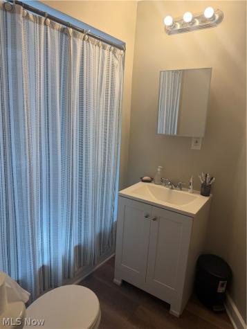 381 E 152nd Street Cleveland OH 44110