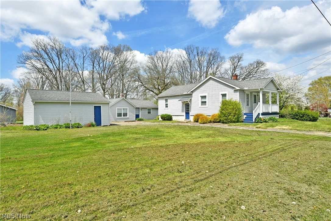 406 Mcdonald Avenue Mcdonald OH 44437
