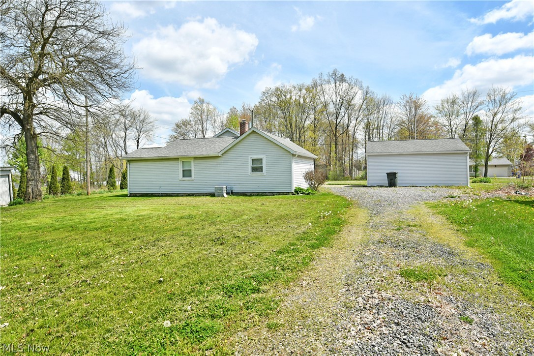 406 Mcdonald Avenue Mcdonald OH 44437