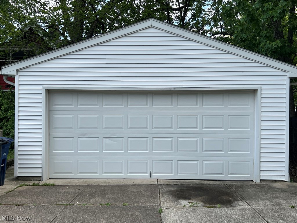 2119 Warren Road Lakewood OH 44107