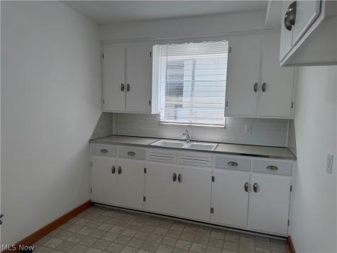 2119 Warren Road Lakewood OH 44107