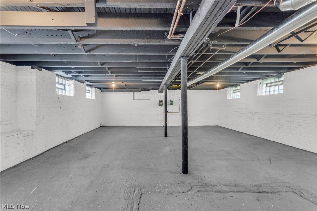3925 Riverside Avenue Cleveland OH 44109