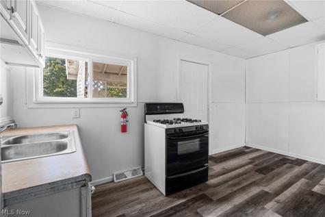 2387 29th Street SW Akron OH 44314