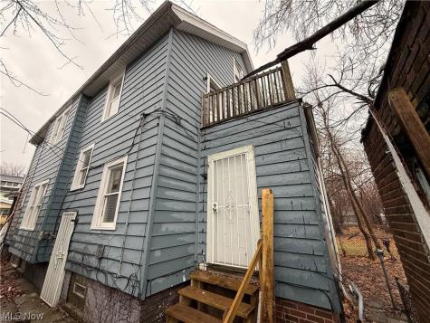 1028 E 146 Street Cleveland OH 44110