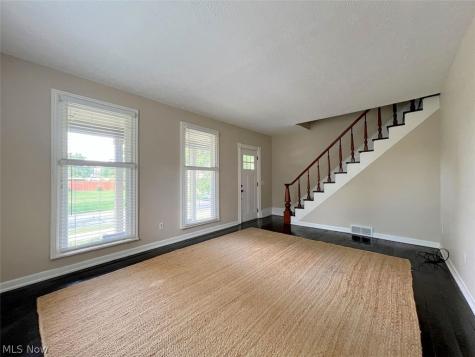 224 6th Street Elyria OH 44035