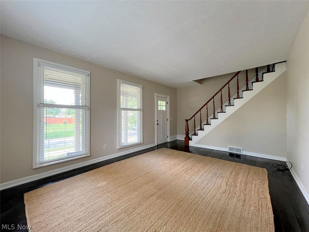 224 6th Street Elyria OH 44035