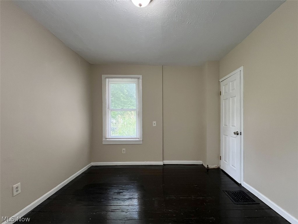 224 6th Street Elyria OH 44035