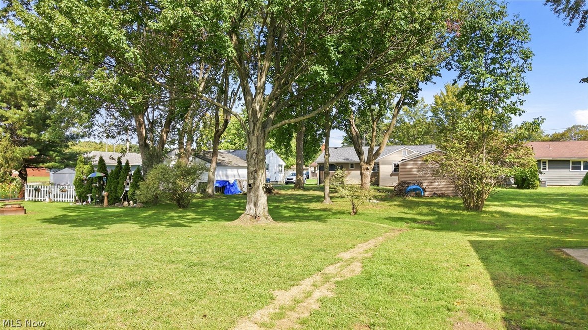 547 Gladys Street Hubbard OH 44425